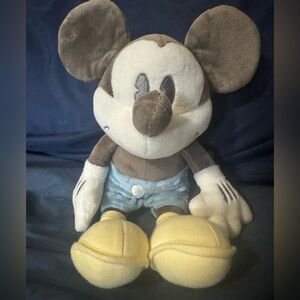 Hallmark 2013 Disney Plush Toy with Blue and Yellow Accents